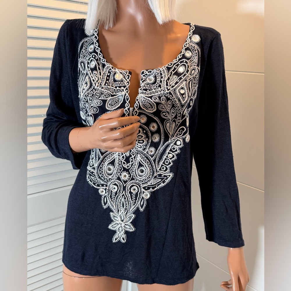 Calypso St. Barth Embroidered navy and large linen Top